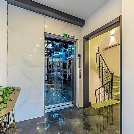 Solin Airport Hotel 3*